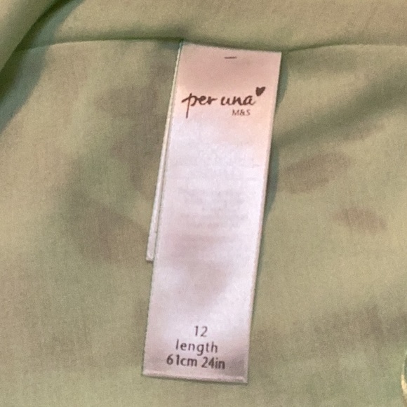 UNA  M&S lined skirt beautiful floral shades of green springtime colors size 12 - Picture 11 of 16